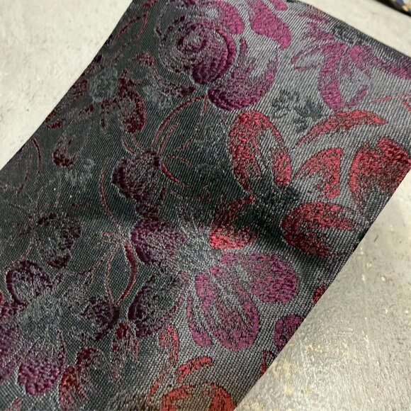 Lanvin Paris Tie 100% Silk Made in Italy Paisley Purple Woven 3.5" - Picture 2 of 6